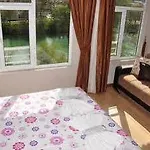 Hotel River