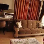 Hotel River